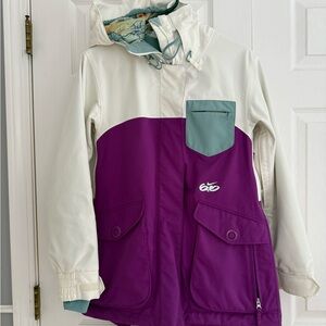 Nike Women’s Purple and Cream Ski Jacket